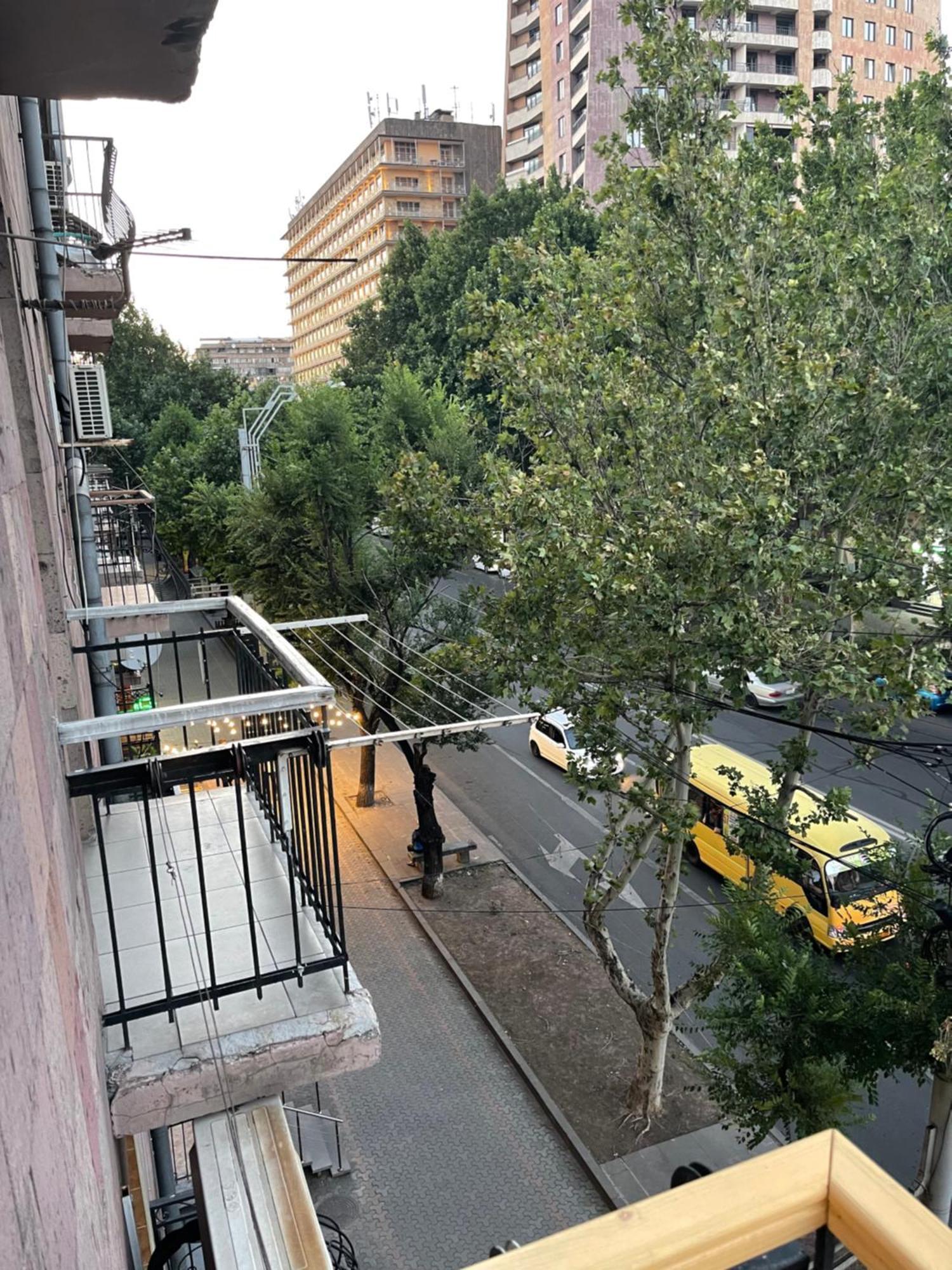 Yerevan Downtown Luxe Apartment Exterior photo